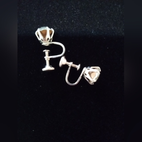 *PRICE DROP* Nemo Vintage Earrings Sparkling Rhinestone Solitaire Screw back MCM - Picture 7 of 9